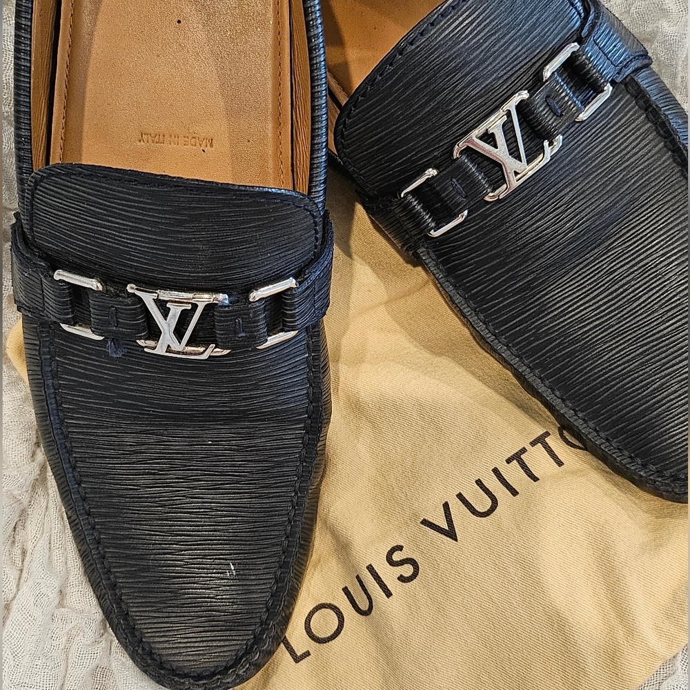 Louis Vuitton Men’s Loafers 10.5 – Made in Italy – Silver Logo – Dust Bag